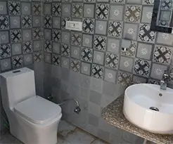 100 hours yoga teacher training bathroom